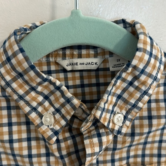 Janie & Jack 2T Button down bundle 100% Cotton - Picture 2 of 4